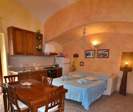 Casa Alessia דירה לה מדלנה